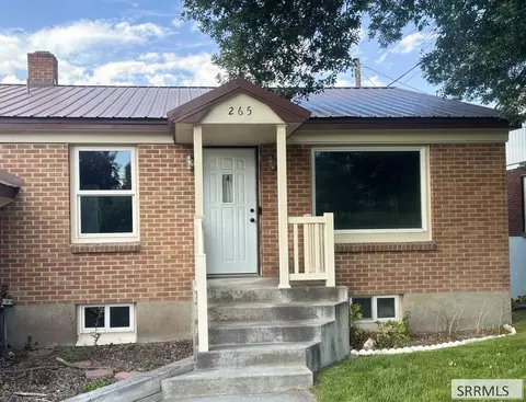 Exterior - 265 E 1st S, Rexburg, ID 83440 photo 2 of 4