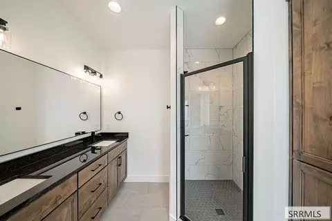 Bath - 3770 E 369 N, Rigby, ID 83442 photo 2 of 5