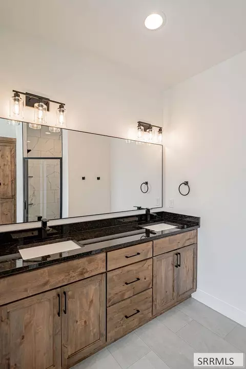 Bath - 3770 E 369 N, Rigby, ID 83442 photo 4 of 5