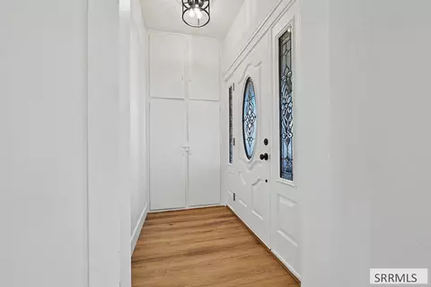 Entry Way - 256 E Center St, Shelley, ID 83274 photo 1 of 1