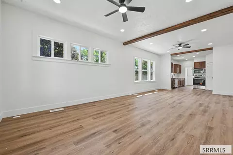 Living - 256 E Center St, Shelley, ID 83274 photo 2 of 4