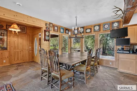 Dining - 6258 Bartlett Point Rd, Mackay, ID 83251 photo 2 of 2