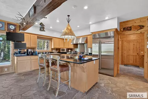 Kitchen - 6258 Bartlett Point Rd, Mackay, ID 83251 photo 1 of 6