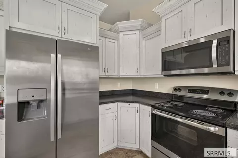 Kitchen - 318 N 3811 E, Rigby, ID 83442 photo 2 of 3