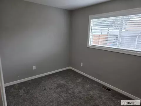 Bedroom - 660 S 2nd E, Saint Anthony, ID 83445 photo 4 of 8