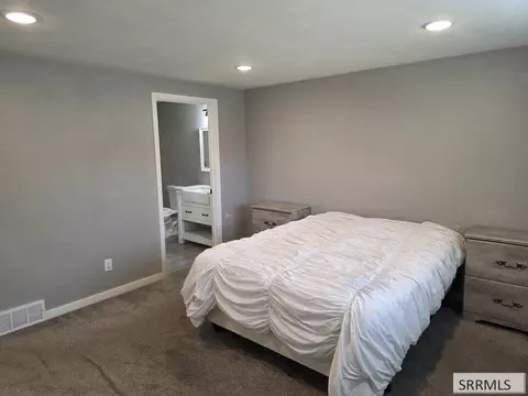 Bedroom - 660 S 2nd E, Saint Anthony, ID 83445 photo 2 of 8