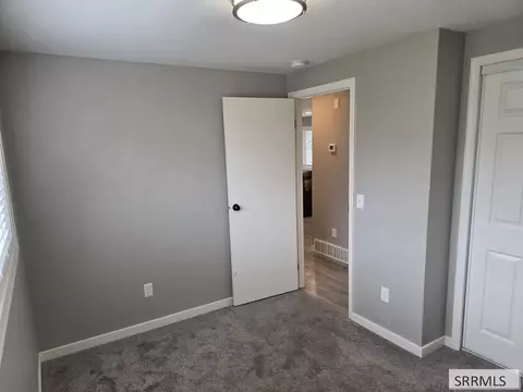 Bedroom - 660 S 2nd E, Saint Anthony, ID 83445 photo 6 of 8