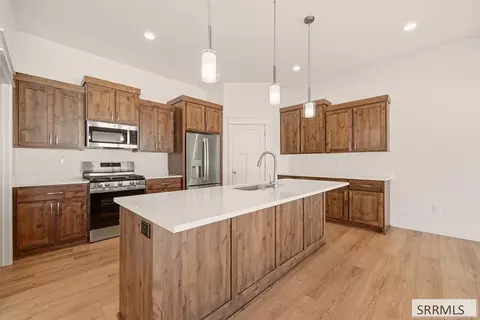 Kitchen - 355 Skyline Peak Loop, Inkom, ID 83245 photo 1 of 6