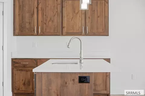 Kitchen - 355 Skyline Peak Loop, Inkom, ID 83245 photo 5 of 6