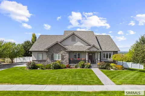 Exterior - 3832 S Founders Pointe Dr, Ammon, ID 83406 photo 14 of 17