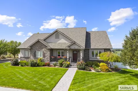 Exterior - 3832 S Founders Pointe Dr, Ammon, ID 83406 photo 15 of 17