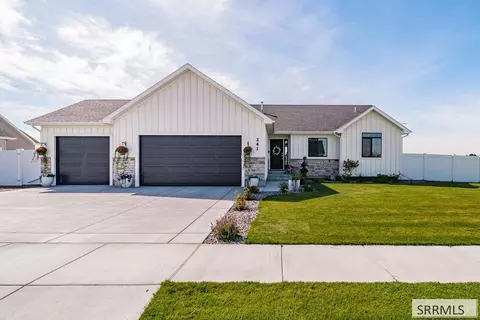 241 Galena Summit Dr, Idaho Falls, ID 83404