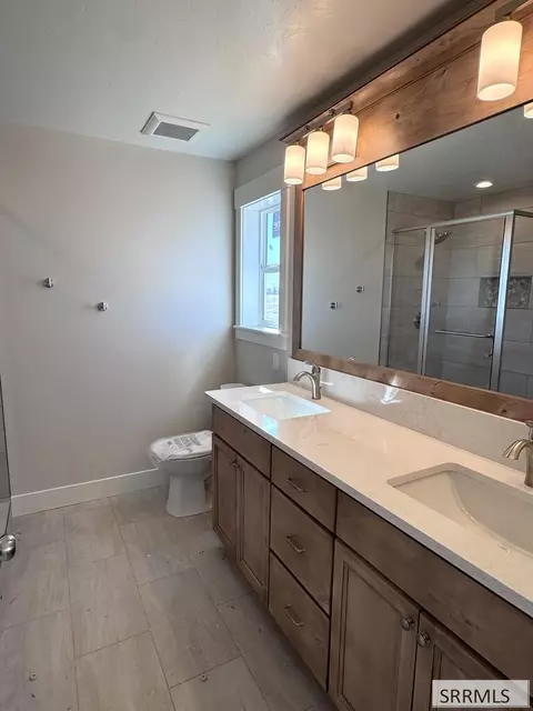 Bath - 3786 E 194 N, Rigby, ID 83442 photo 2 of 3