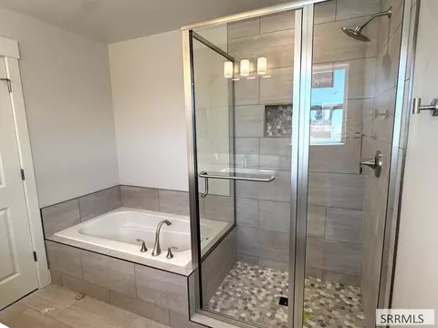 Bath - 3786 E 194 N, Rigby, ID 83442 photo 1 of 3