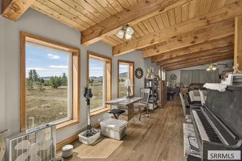 Entry Way - 1493 E Jensen Rd, Mccammon, ID 83250 photo 2 of 6