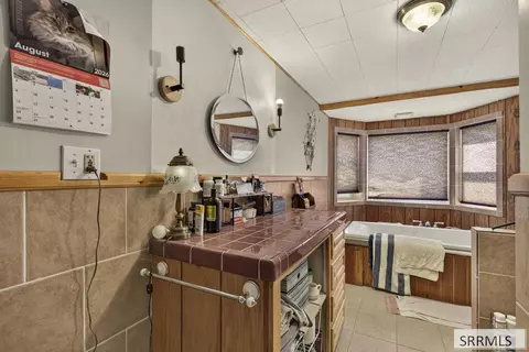 Bath - 1493 E Jensen Rd, Mccammon, ID 83250 photo 1 of 6