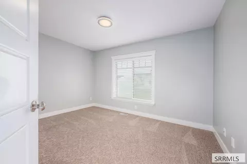 Bedroom - 4802 Porter Dr, Ammon, ID 83406 photo 3 of 11