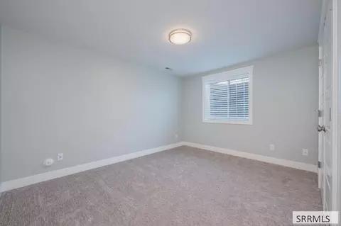 Bedroom - 4802 Porter Dr, Ammon, ID 83406 photo 10 of 11