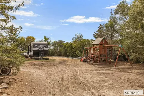 Exterior - 568 E 2200 N, Monteview, ID 83435 photo 5 of 7