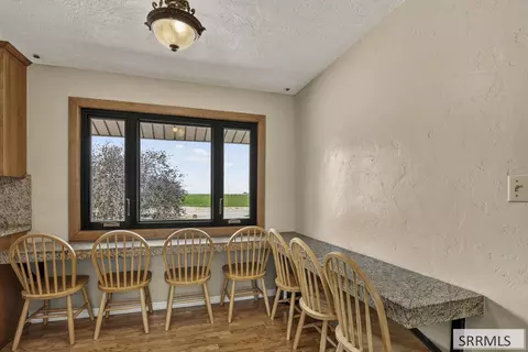Dining - 568 E 2200 N, Monteview, ID 83435 photo 1 of 1