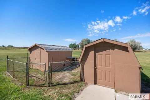Exterior - 2964 E 650 N, Roberts, ID 83444 photo 7 of 14