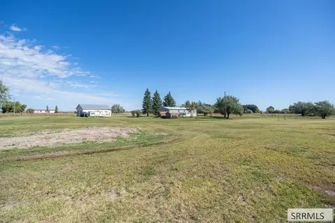 Exterior - 2964 E 650 N, Roberts, ID 83444 photo 9 of 14