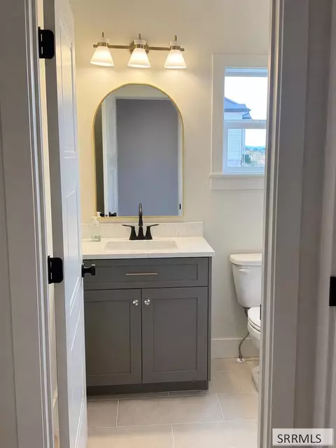 Bath - 3754 E 369 N, Rigby, ID 83442 photo 5 of 7