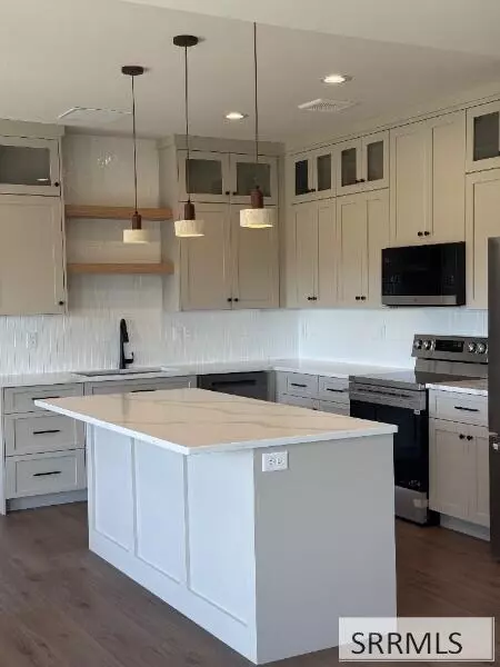 Kitchen - 3754 E 369 N, Rigby, ID 83442 photo 2 of 3