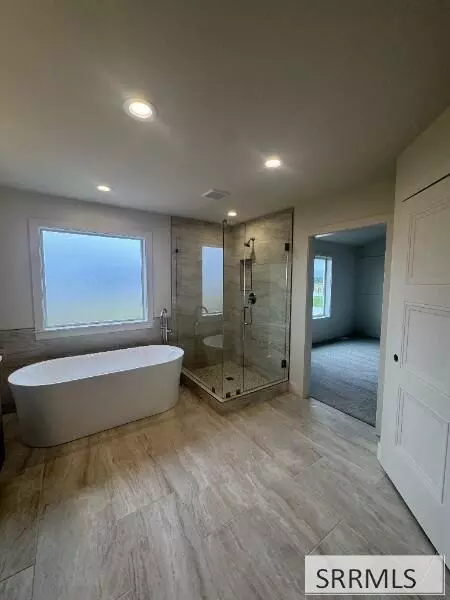 Bath - 3754 E 369 N, Rigby, ID 83442 photo 1 of 7