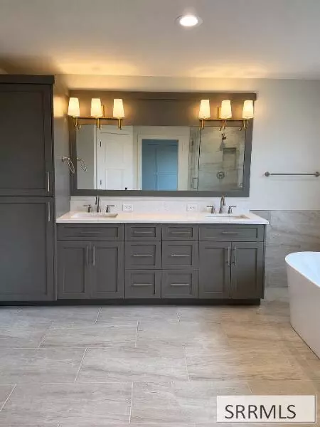 Bath - 3754 E 369 N, Rigby, ID 83442 photo 4 of 7