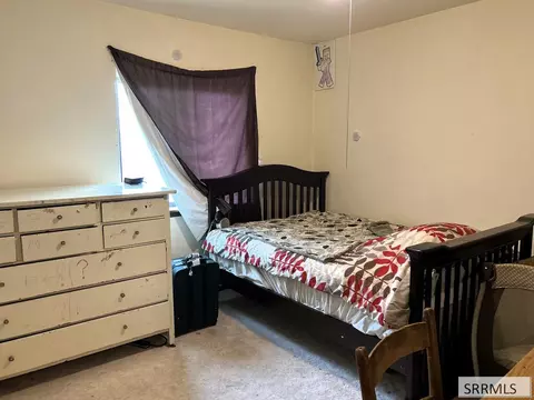 Bedroom - 1010 S 11th St, Challis, ID 83226 photo 2 of 4