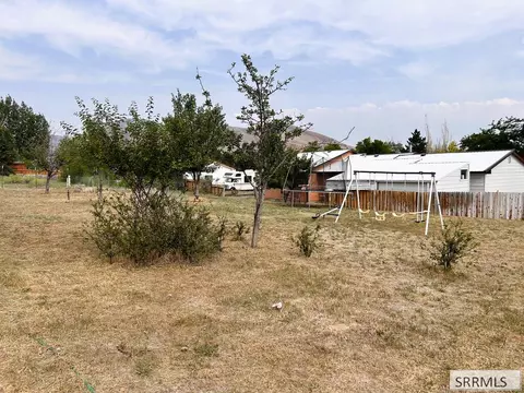 Exterior - 1010 S 11th St, Challis, ID 83226 photo 10 of 13