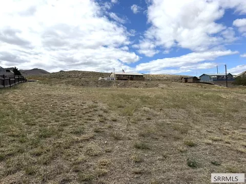 821 S 7th St, Challis, ID 83226 photo 9