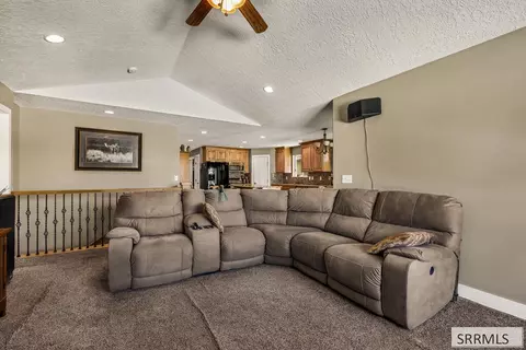 Living - 628 Double Eagle, Pocatello, ID 83204 photo 3 of 3