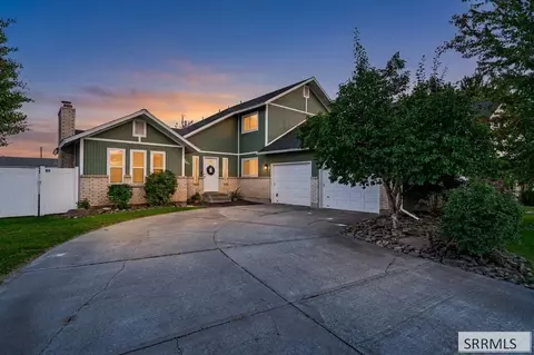 3241 Disney Dr, Idaho Falls, ID 83404