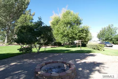 Exterior - 3873 E 200 N, Rigby, ID 83442 photo 8 of 11