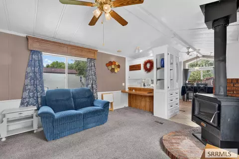 405 Violet St, Rexburg, ID 83440 photo 11