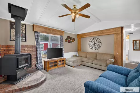 405 Violet St, Rexburg, ID 83440 photo 9
