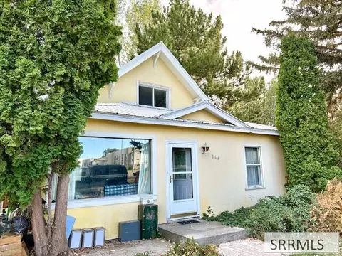 864 E 1st St, Idaho Falls, ID 83401