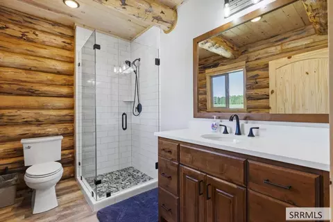 Bath - 1644 Shadow Loop S, Ashton, ID 83420 photo 1 of 3