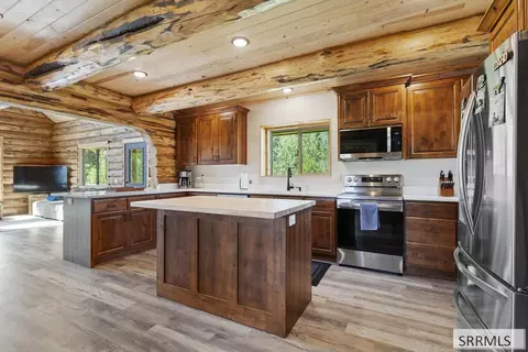 Kitchen - 1644 Shadow Loop S, Ashton, ID 83420 photo 2 of 7