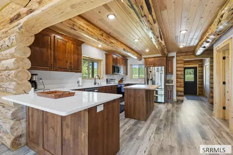 Kitchen - 1644 Shadow Loop S, Ashton, ID 83420 photo 6 of 7
