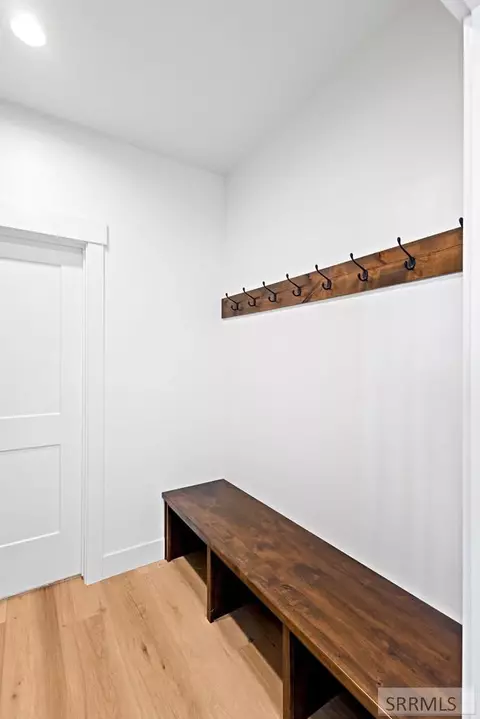 Entry Way - 1568 N 845 E, Shelley, ID 83274 photo 1 of 1