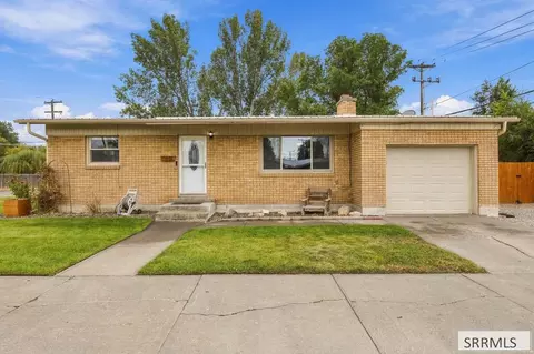 105 W Crowley St, Idaho Falls, ID 83402