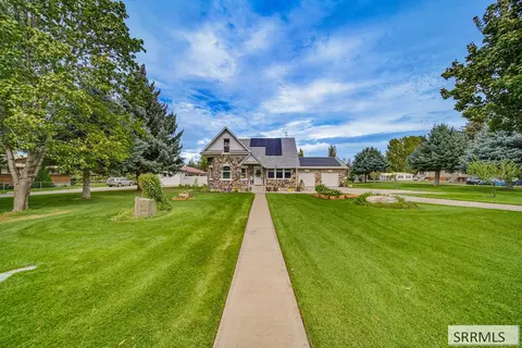 Exterior - 377 E 1st N, Rexburg, ID 83440 photo 2 of 16
