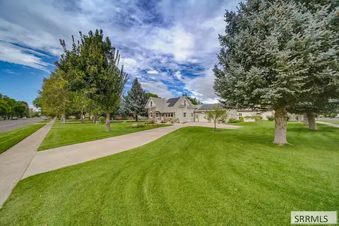 Exterior - 377 E 1st N, Rexburg, ID 83440 photo 1 of 16