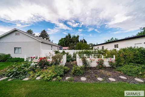 Exterior - 377 E 1st N, Rexburg, ID 83440 photo 15 of 16