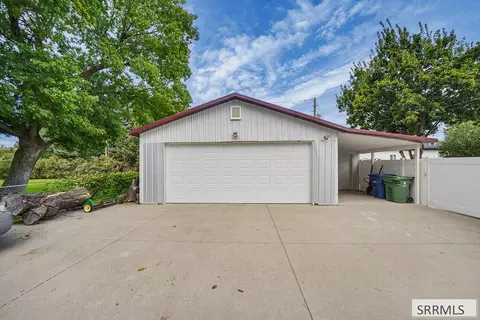 Exterior - 377 E 1st N, Rexburg, ID 83440 photo 12 of 16