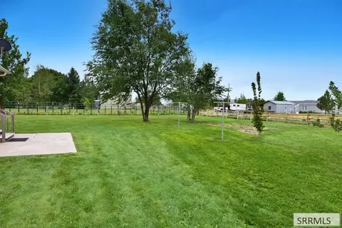 Exterior - 100 N High St, Arimo, ID 83214 photo 4 of 8