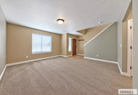 Living - 433 Sunflower Rd, Rexburg, ID 83440 photo 2 of 2